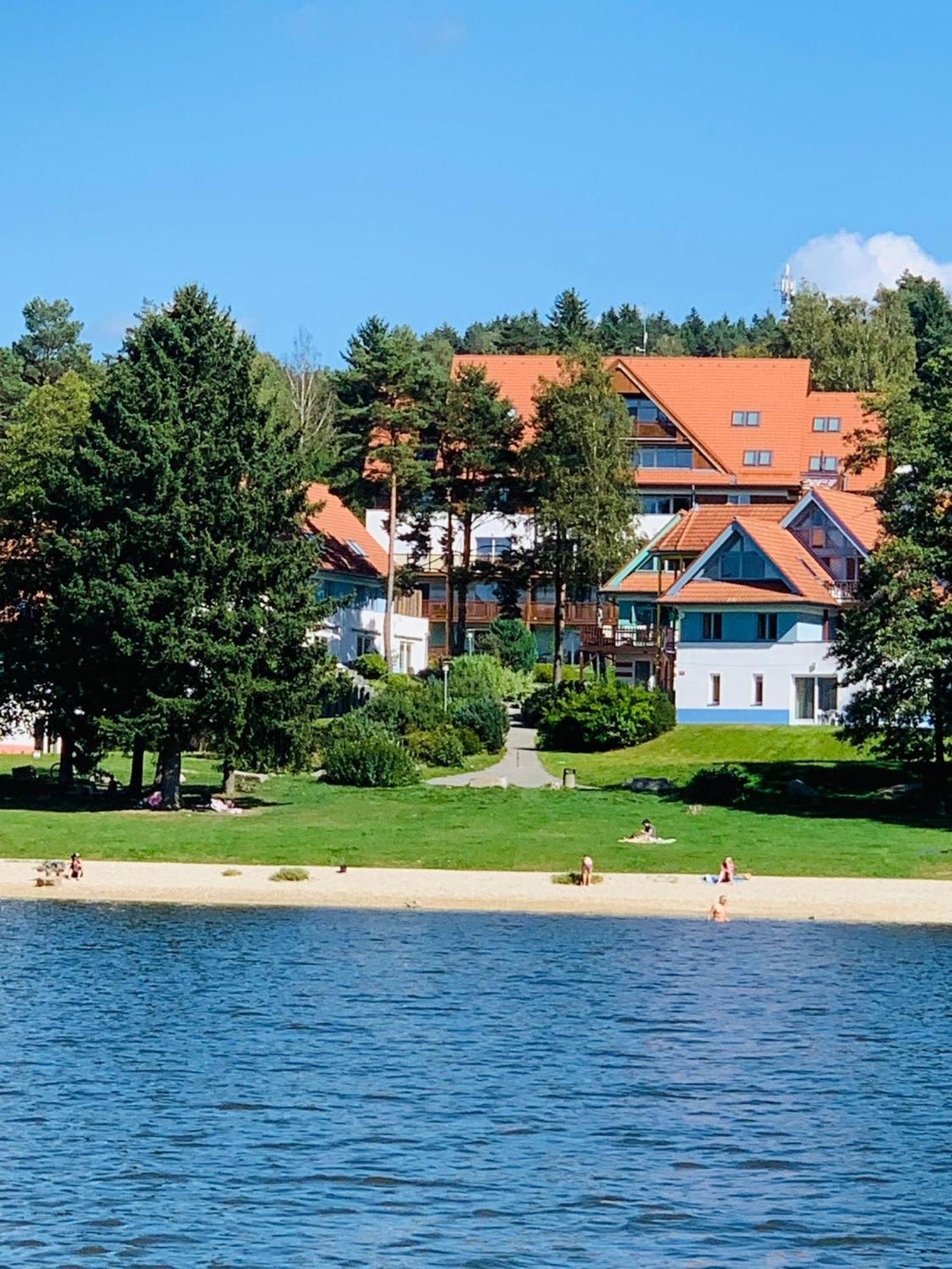 Lipno Beach Apartment Lipno nad Vltavou Eksteriør bilde
